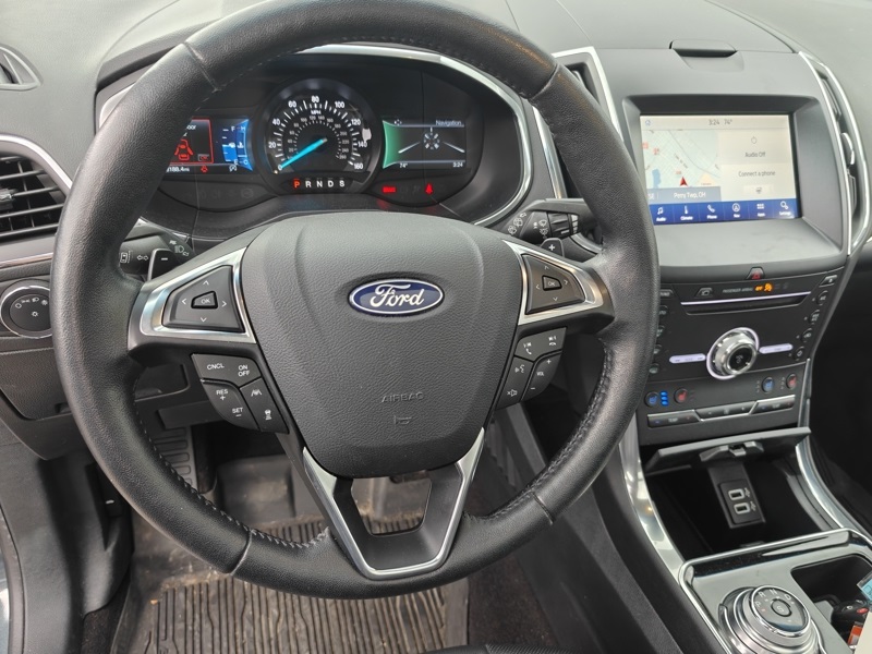 2019 Ford Edge Titanium photo 10