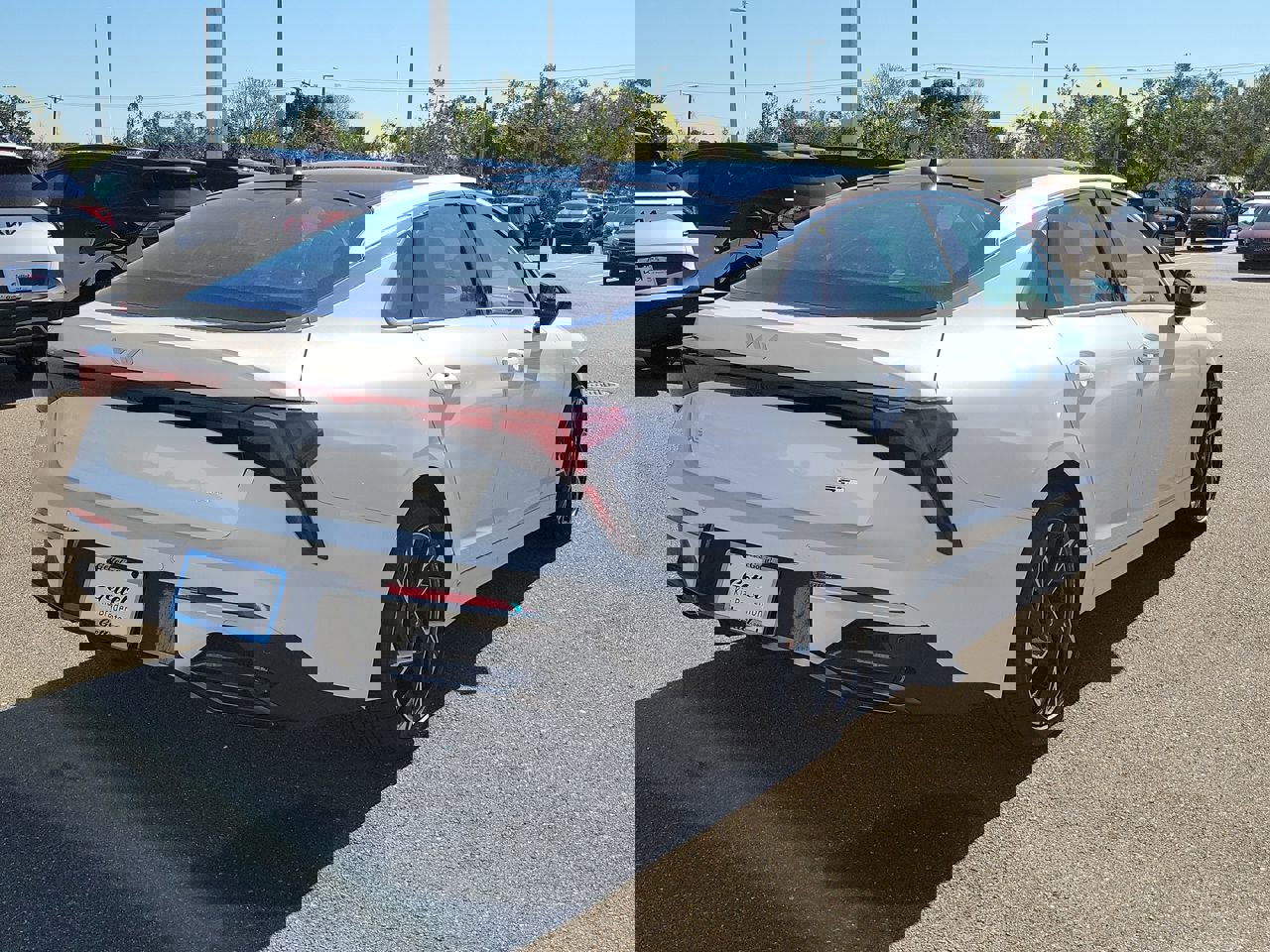 2025 Kia K5 GT-Line photo 5