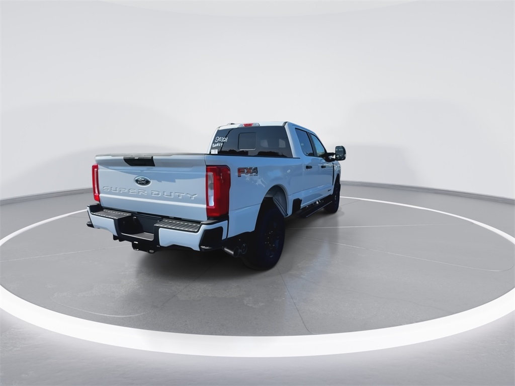 2026 Ford F-350 XL photo 8