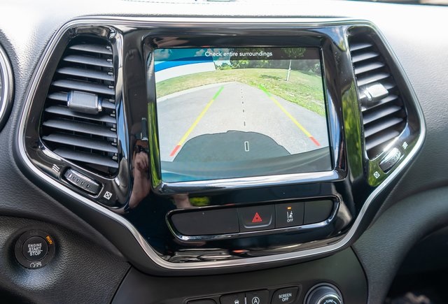2022 Jeep Cherokee Limited photo 15