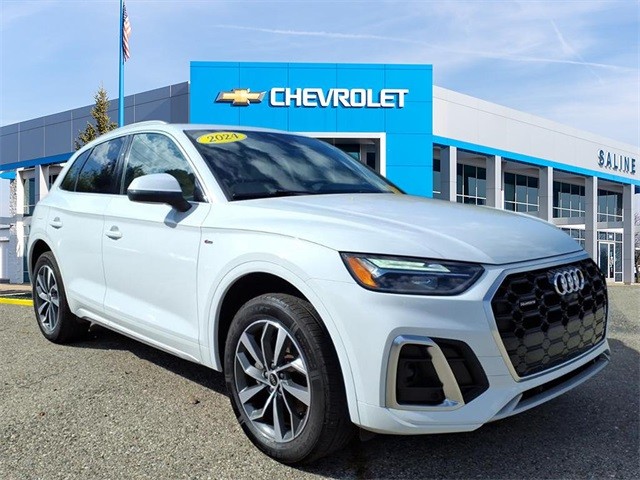 2024 Audi Q5 Premium Plus's photo