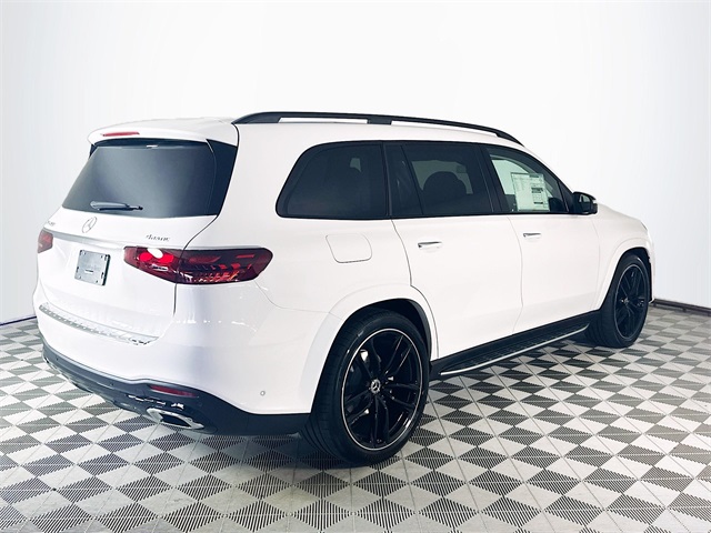 2026 Mercedes Benz GLS 450 4MATIC photo 5