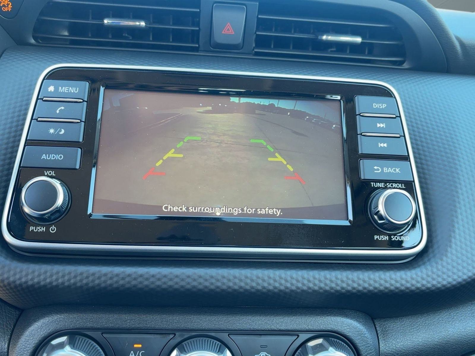 2025 Nissan Kicks Play S photo 21