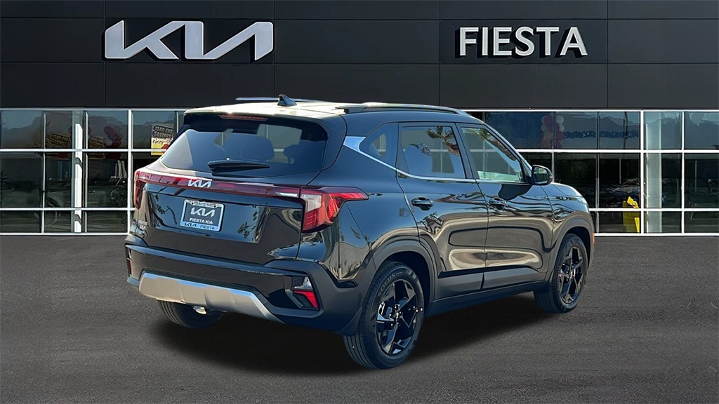 2026 Kia Seltos EX photo 6