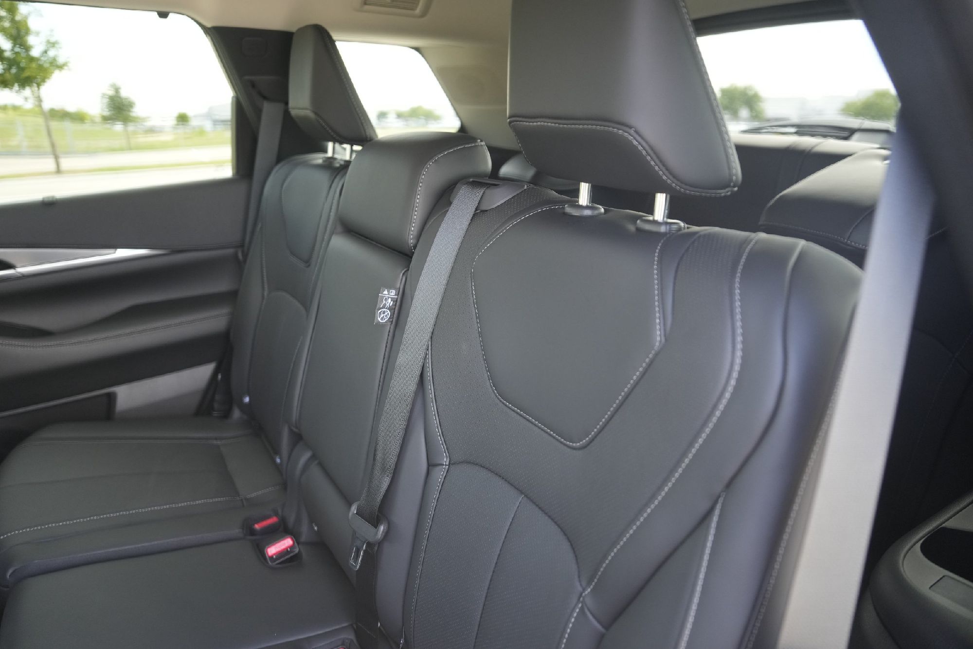 2026 Infiniti QX60 Luxe photo 20