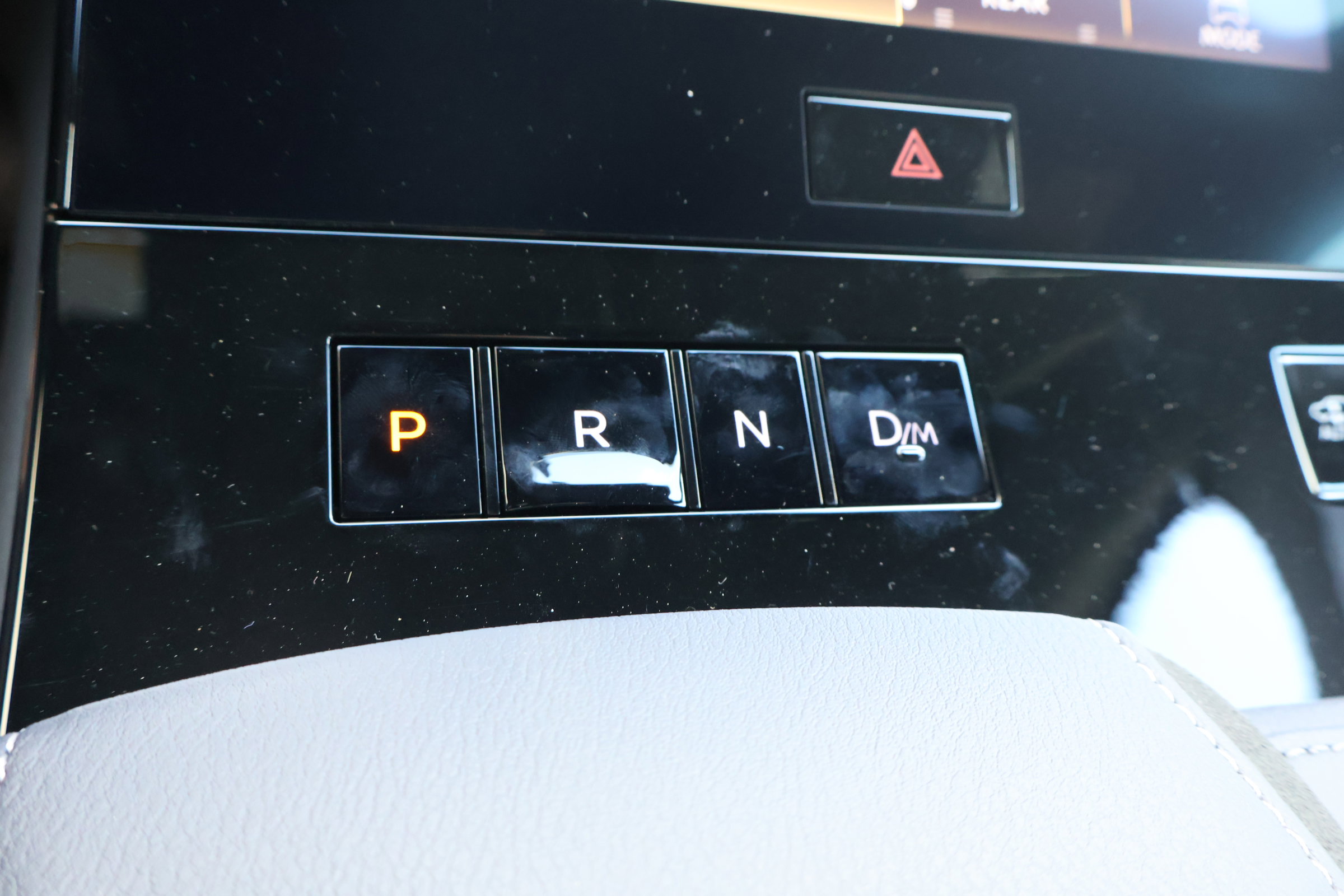 2026 Infiniti QX80 Sensory photo 25