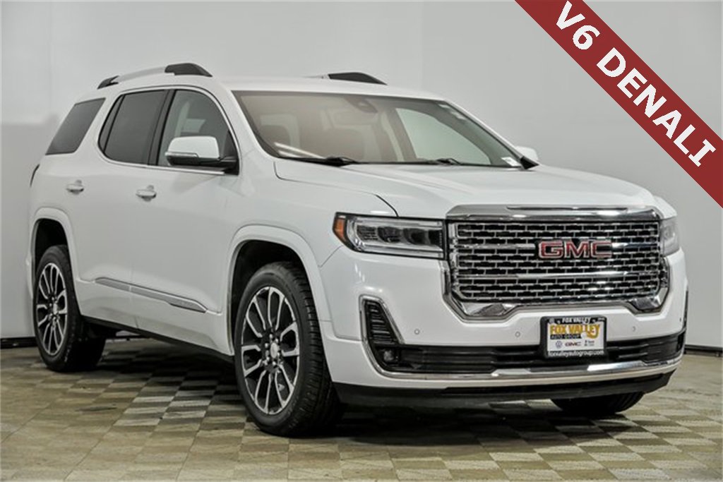 2020 GMC Acadia Denali's photo
