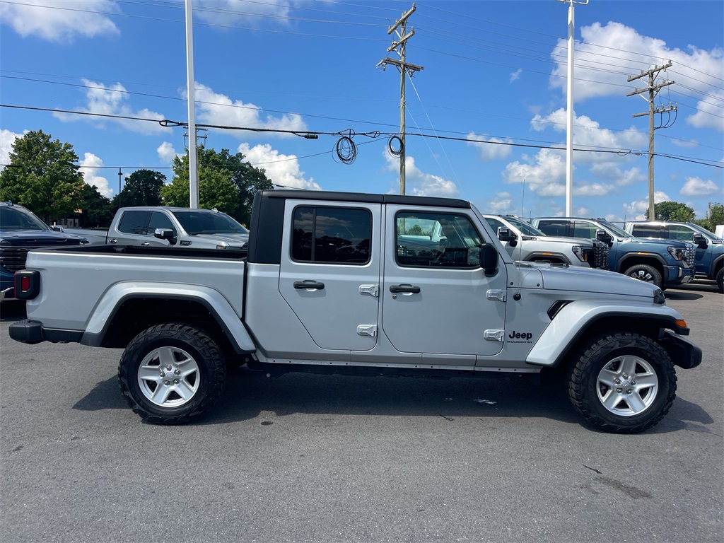 2023 Jeep Gladiator Sport photo 6