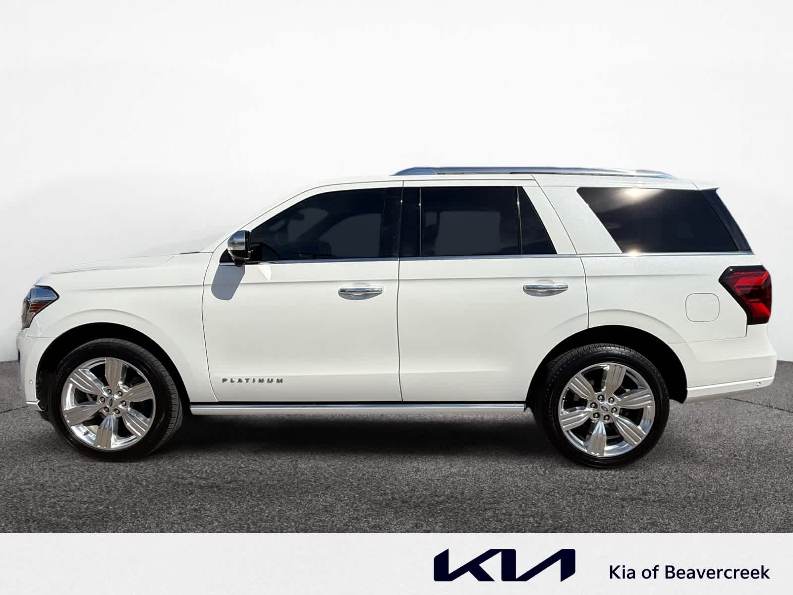 2022 Ford Expedition Platinum photo 2