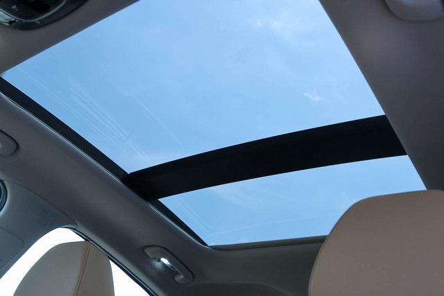 New 2025 Gray Hyundai Limited image 12