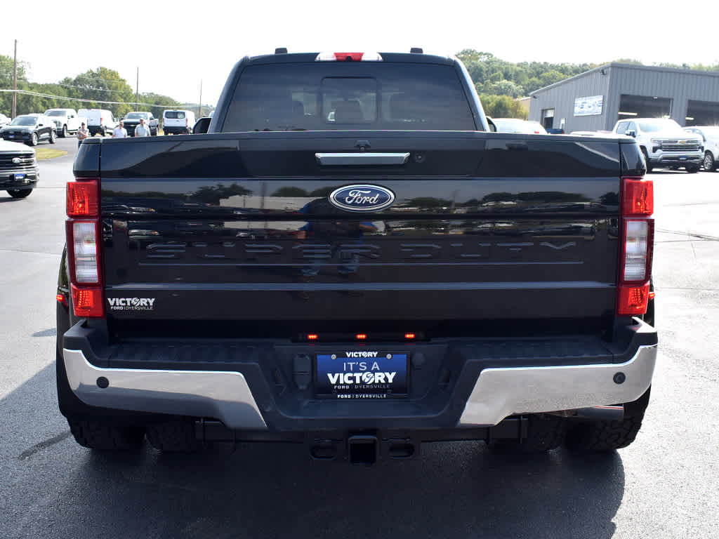 2022 Ford F-350 Lariat photo 27