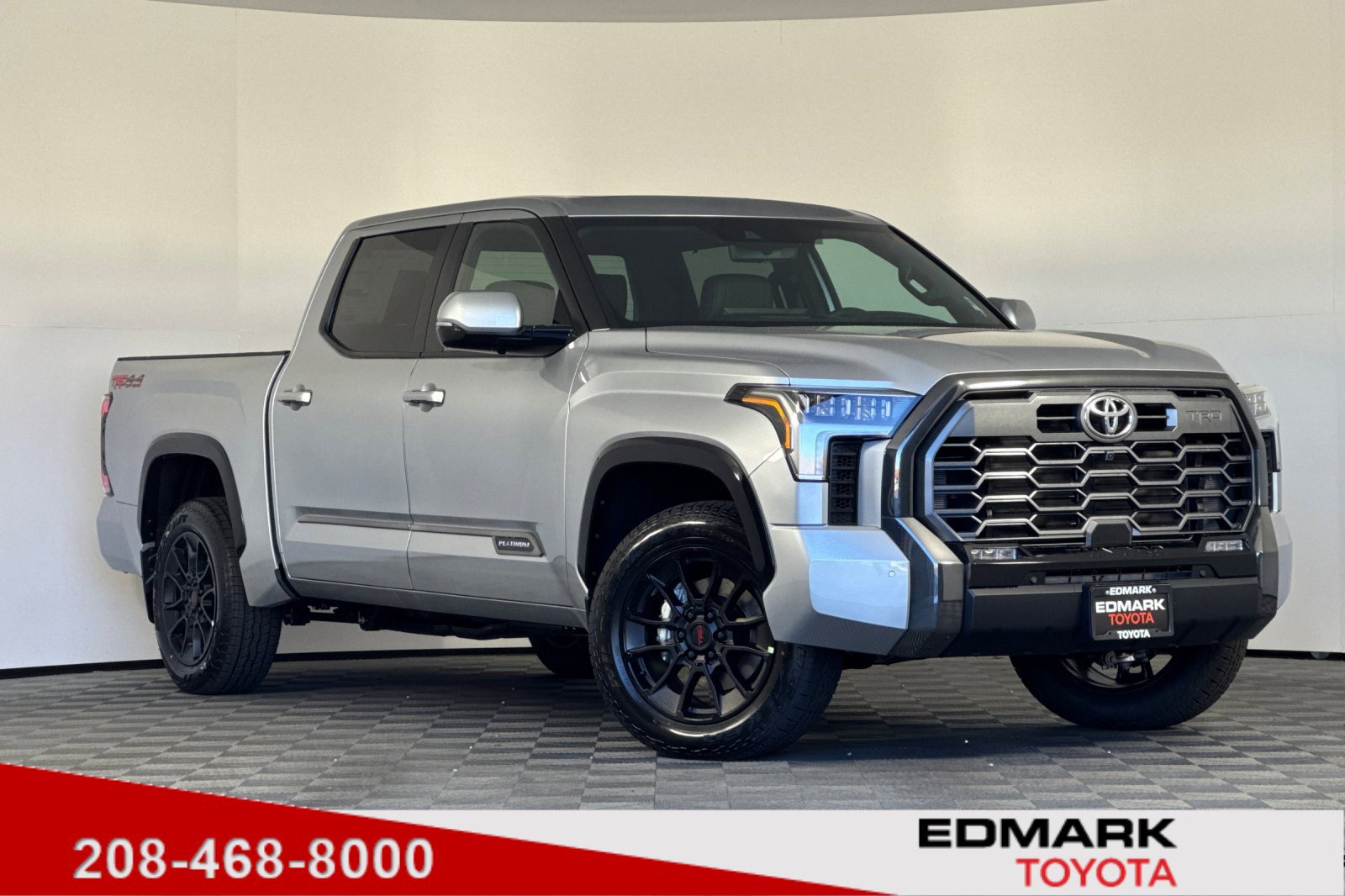 2026 Toyota Tundra Platinum's photo