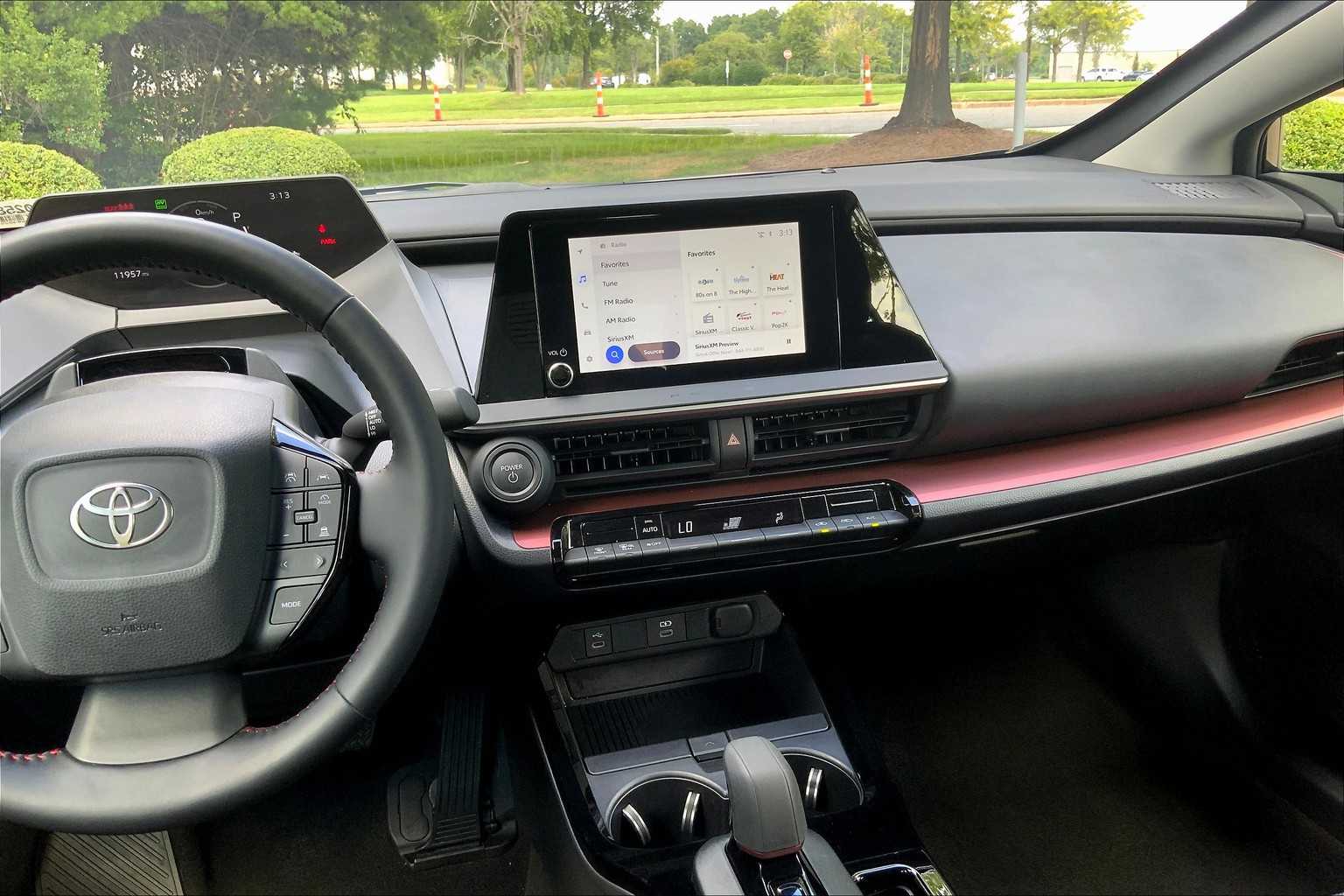 2024 Toyota Prius Prime XSE Premium photo 6
