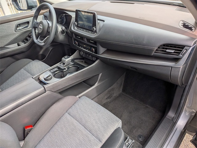 2023 Nissan Rogue SV photo 23