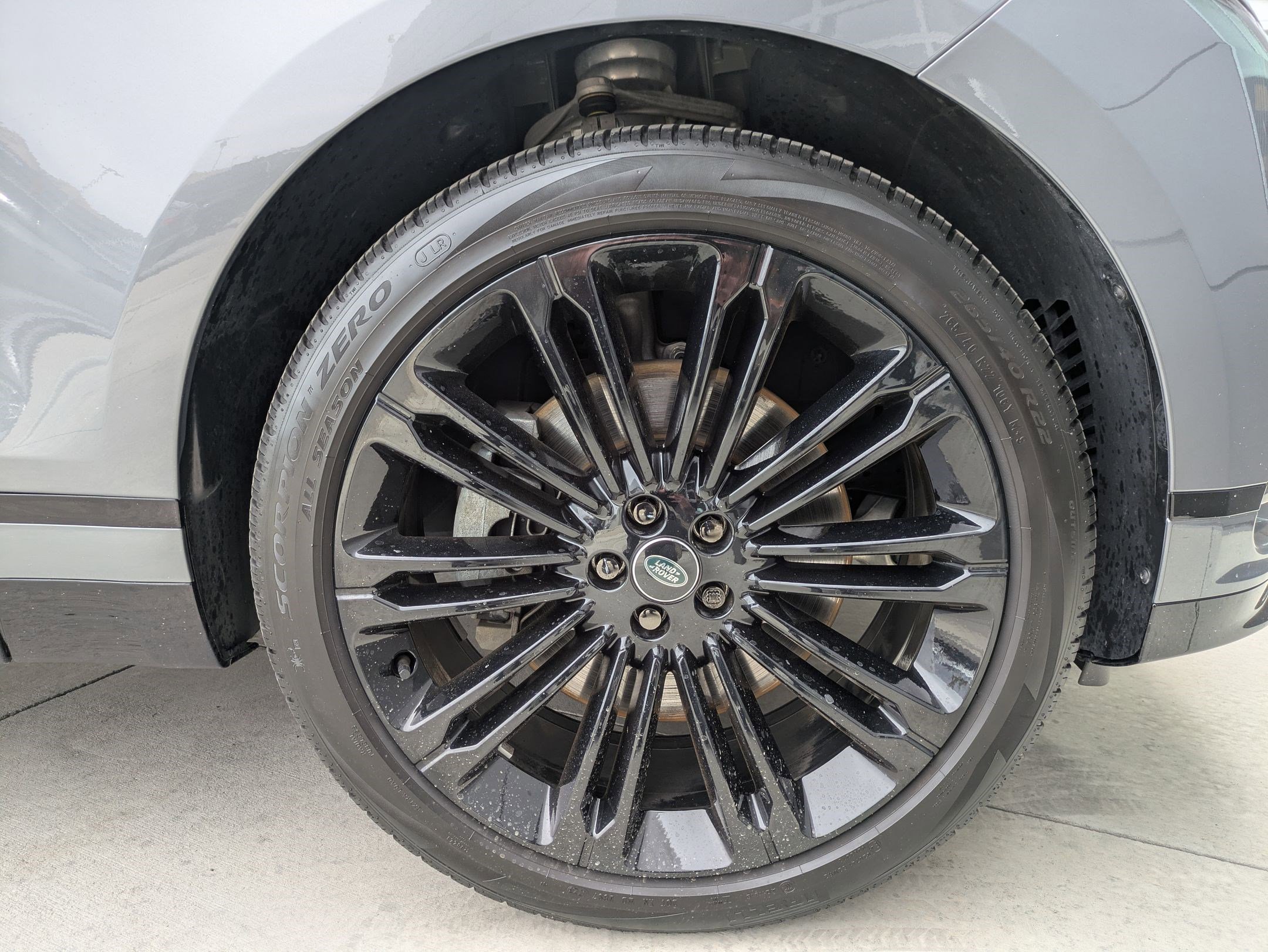 2024 Land Rover Range Rover Velar P400 Dynamic HSE photo 31