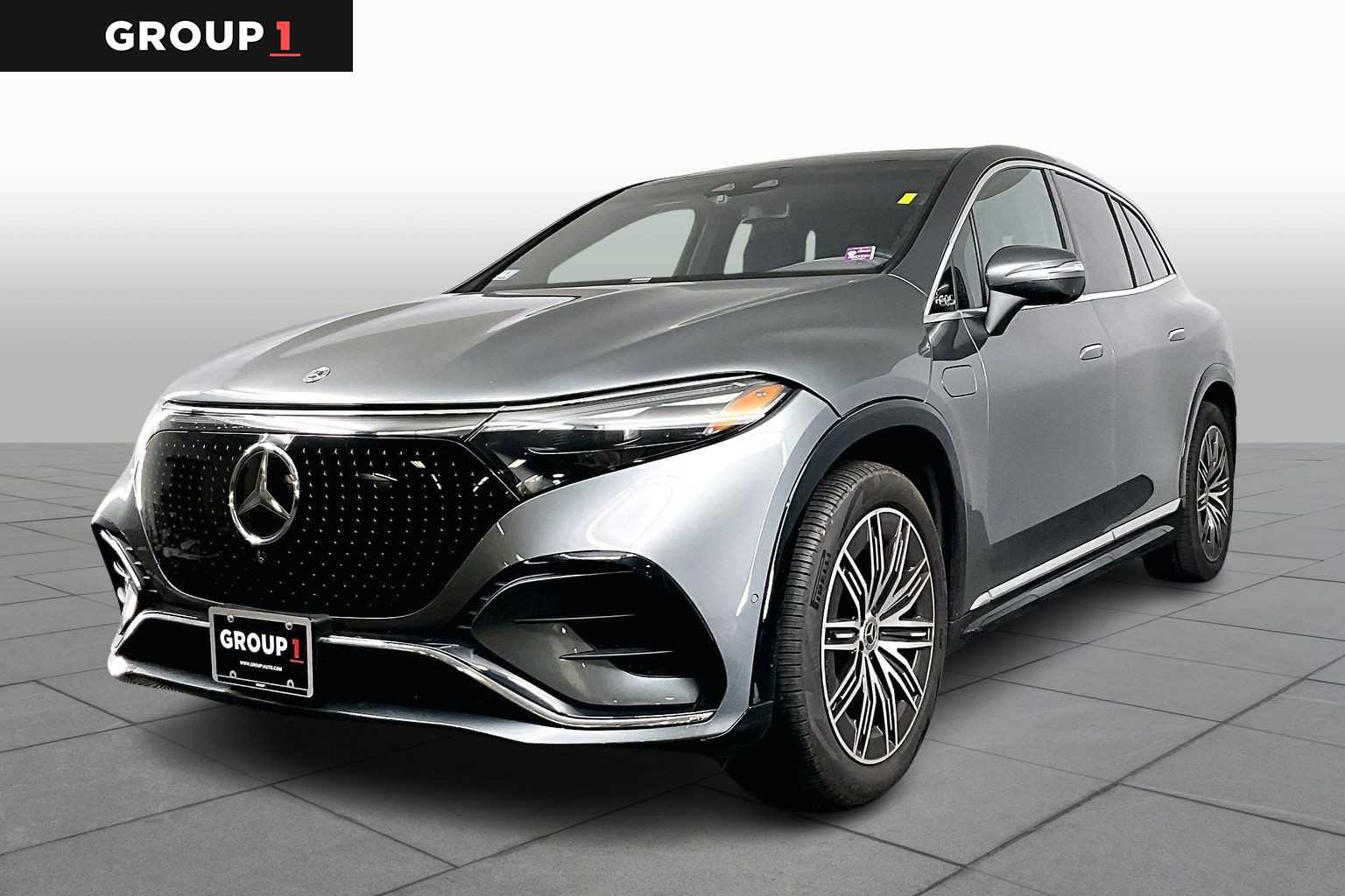 2023 Mercedes-Benz EQS SUV Base's photo