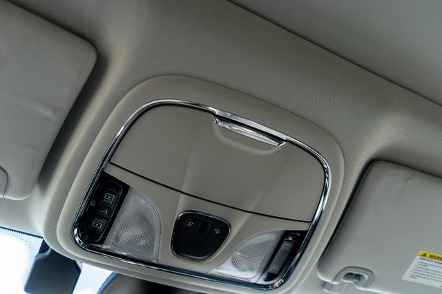 2022 Jeep Cherokee Limited photo 18