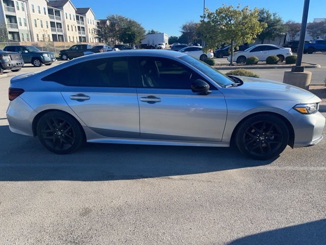 2025 Honda Civic Sport photo 4