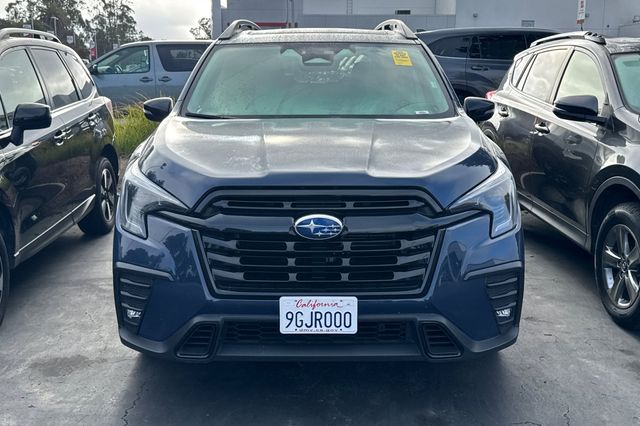 2023 Subaru Ascent Onyx Edition photo 3