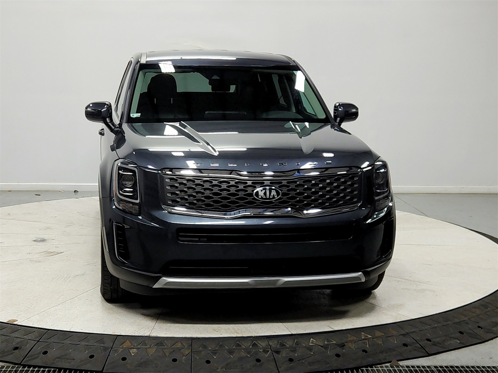 Used 2021 Kia Telluride LX with VIN 5XYP24HC3MG178354 for sale in Savannah, TN