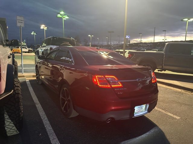 2015 Ford Taurus Limited photo 2