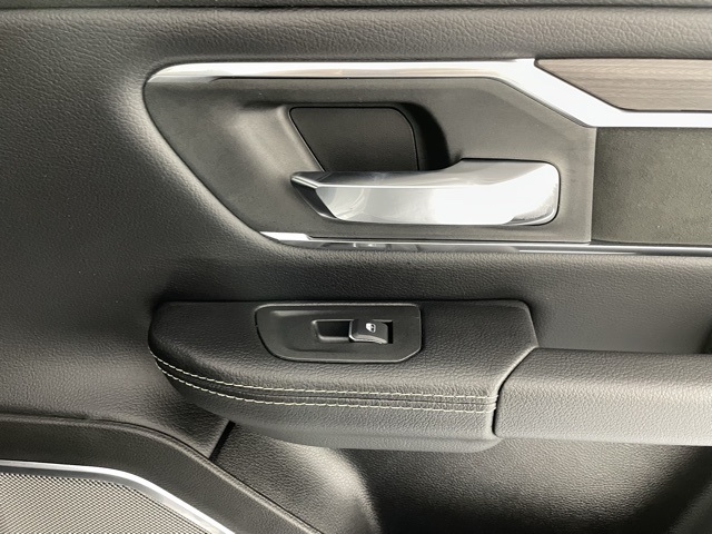 2026 Ram 1500 Laramie photo 13