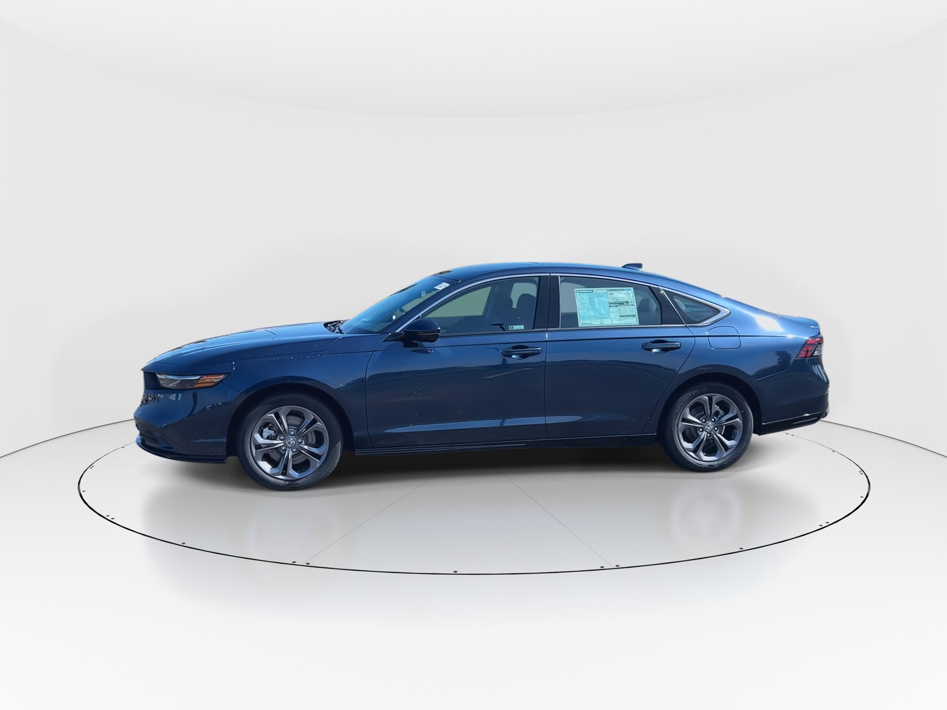 2025 Honda Accord Hybrid EX-L photo 5
