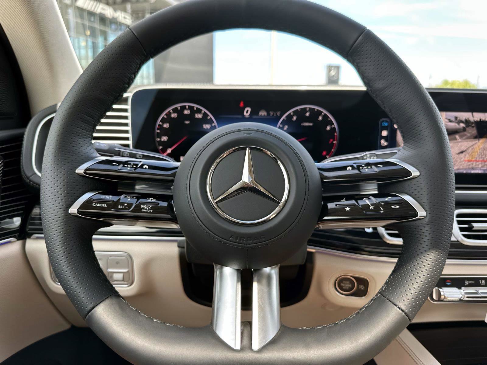 2026 Mercedes Benz GLS 450 4MATIC photo 27