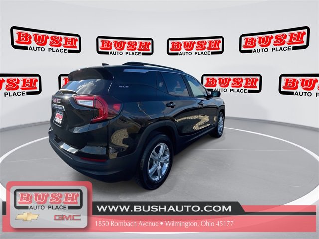 2022 Gmc Terrain SLE photo 2