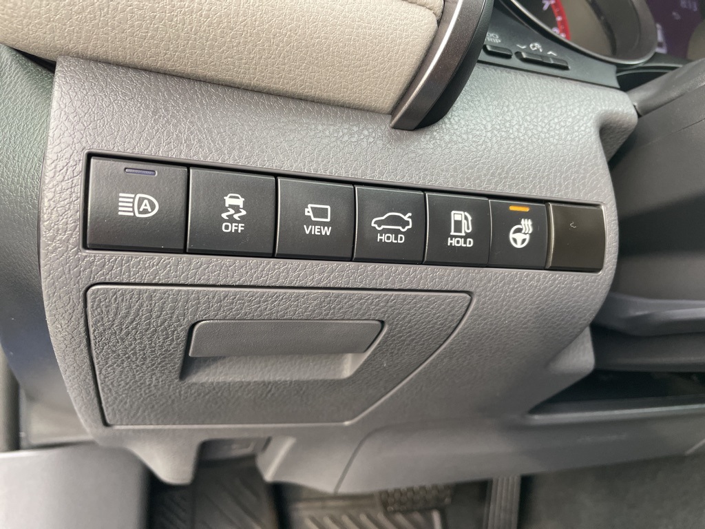 2023 Toyota Camry XSE V6 photo 10