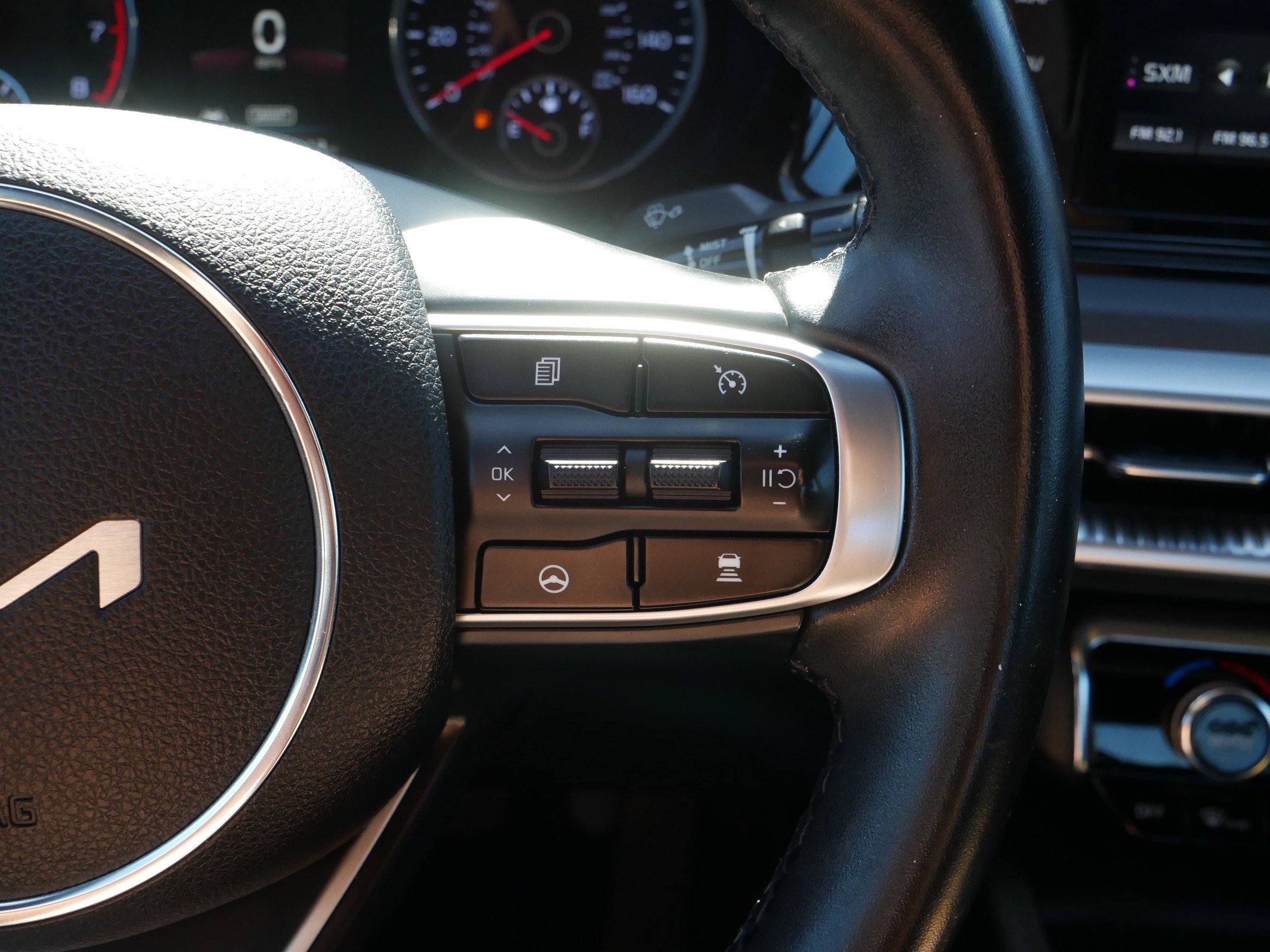 2022 Kia K5 GT-Line photo 30