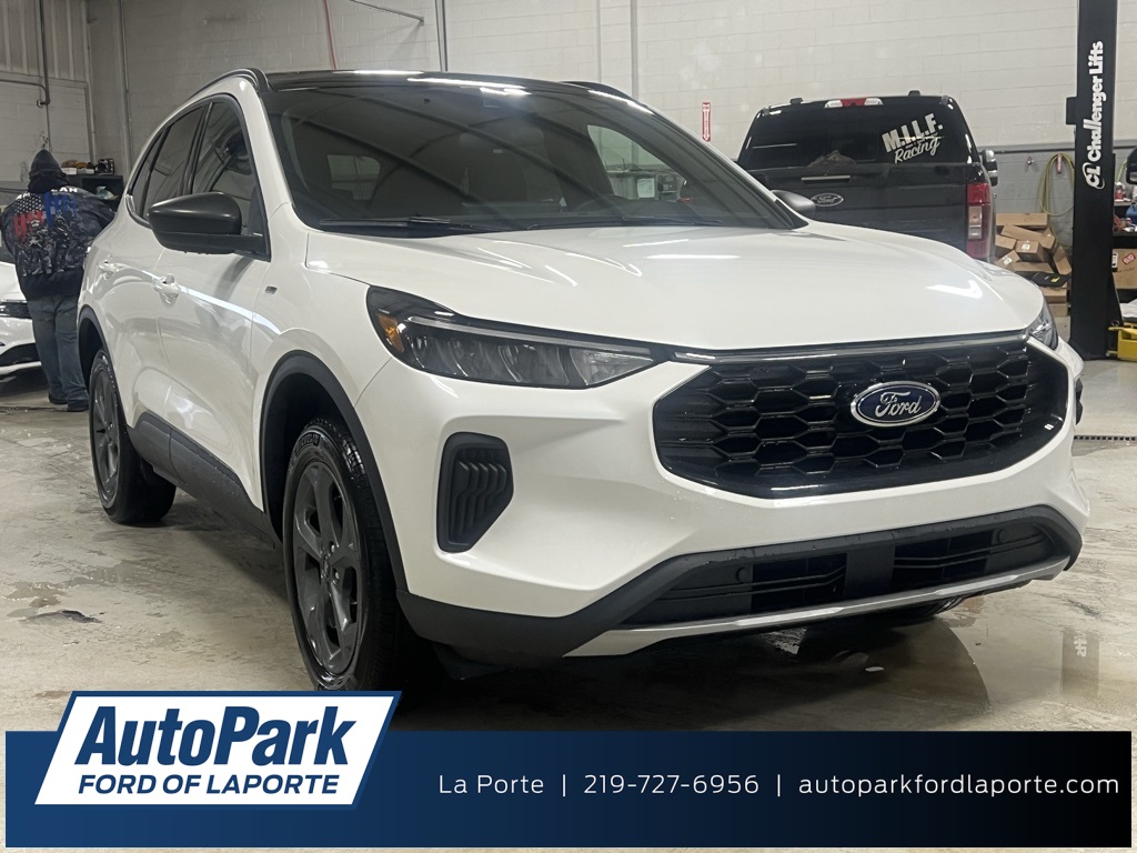 2026 Ford Escape ST-Line's photo