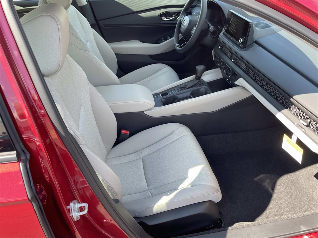 2025 Honda Accord 1.5T SE photo 17