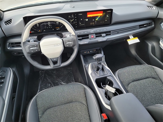 2025 Kia K4 GT-Line photo 29