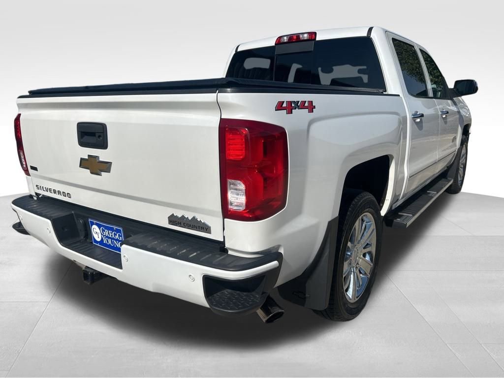 2018 Chevrolet Silverado 1500 High Country photo 4