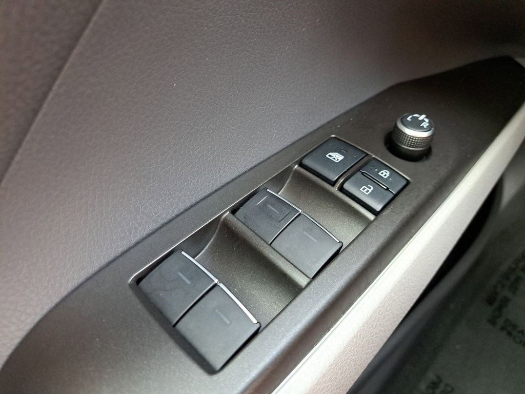 2022 Toyota Camry XSE photo 25