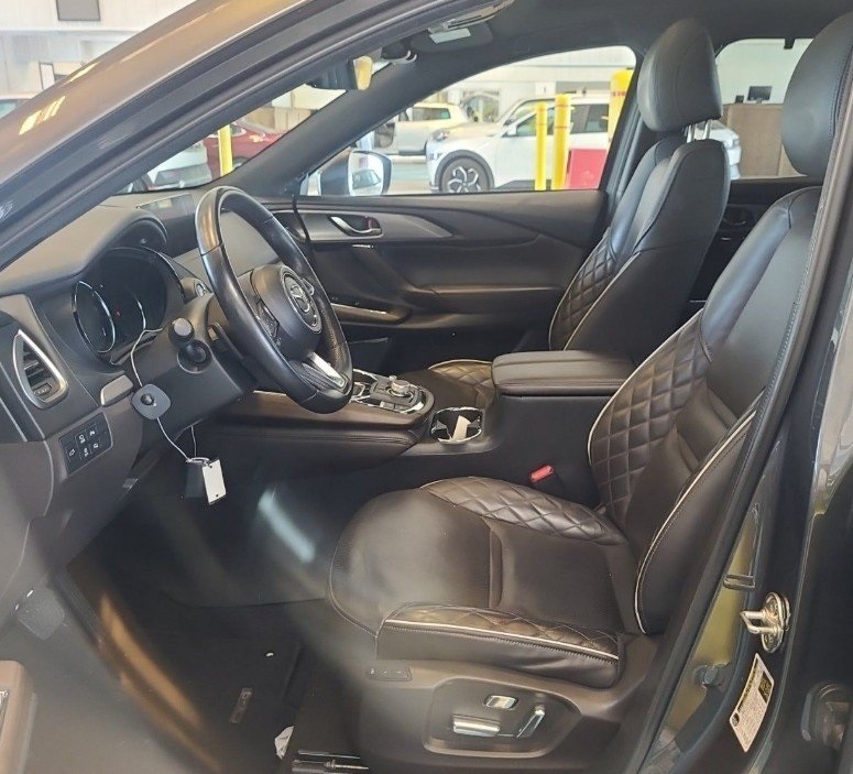 2021 Mazda CX-9 Signature photo 7