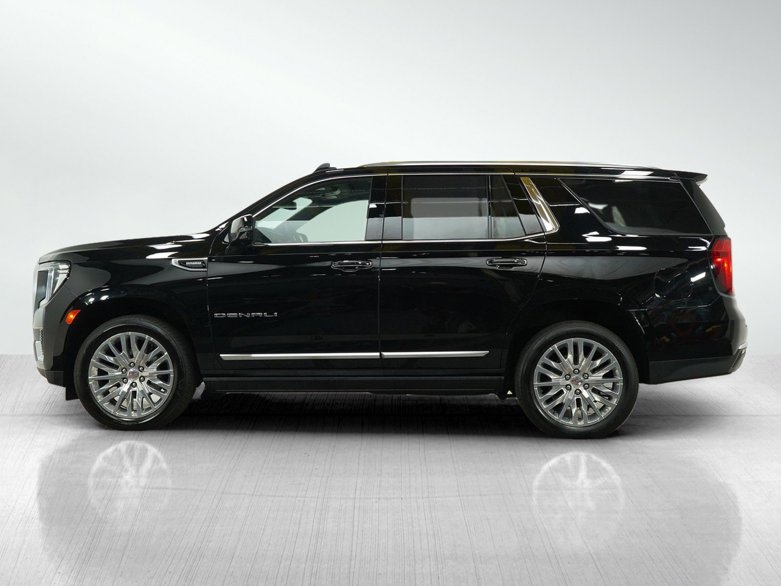 Used 2023 GMC Yukon Denali with VIN 1GKS2DKT9PR548493 for sale in Bloomington, Minnesota