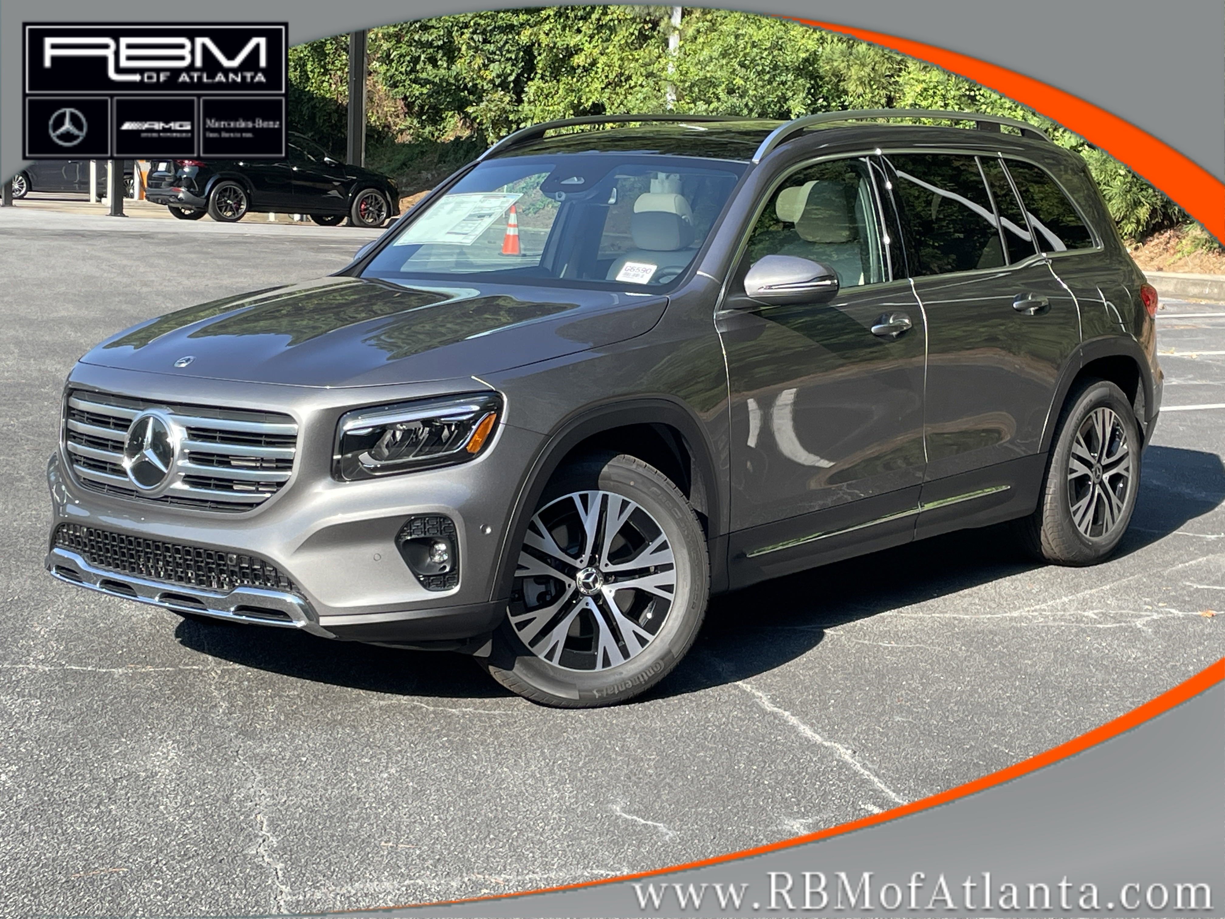 2025 Mercedes-Benz GLB Base's photo