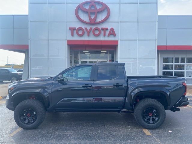 Used 2025 Toyota Tacoma TRD Pro with VIN 3TYLC5LN0ST045338 for sale in Little Rock