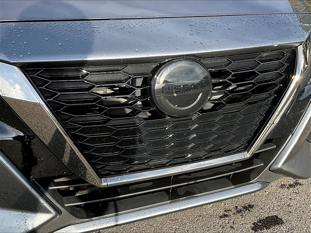 2022 Nissan Sentra SR photo 28