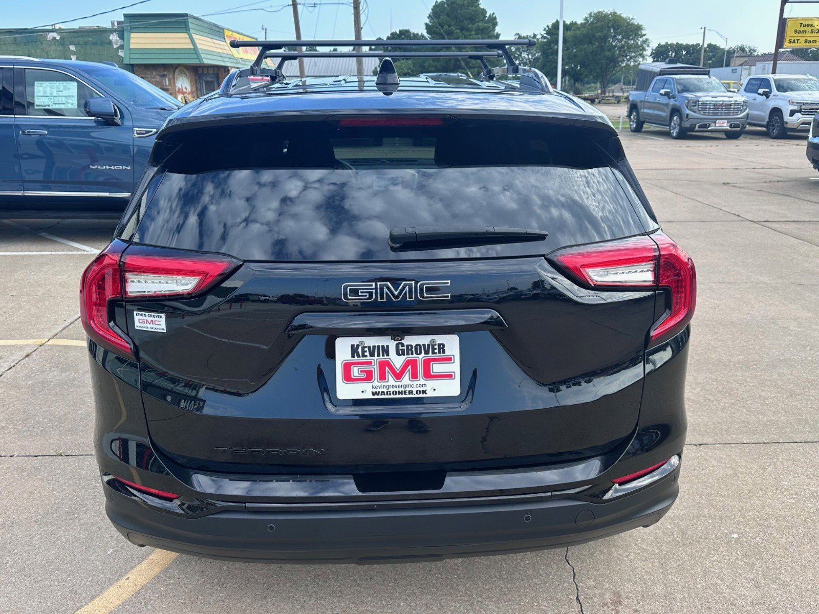 2023 Gmc Terrain SLE photo 17