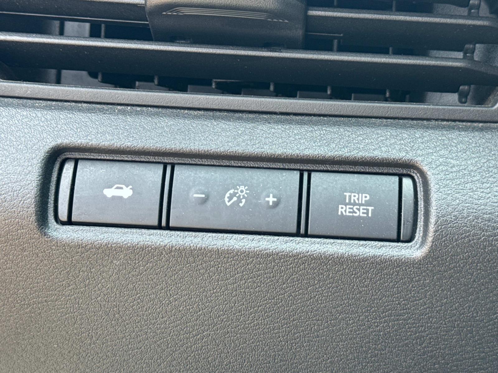 2021 Nissan Altima 2.5 S photo 14