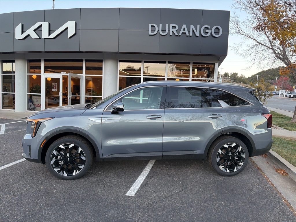 2025 Kia Sorento EX's photo