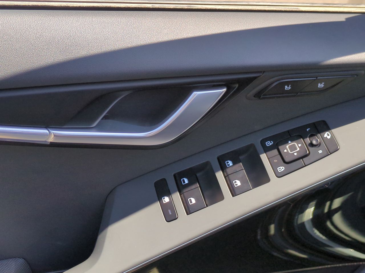 2024 Kia Niro EV Wave photo 21