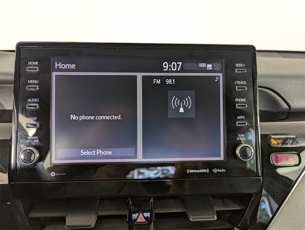 2022 Toyota Camry SE photo 23