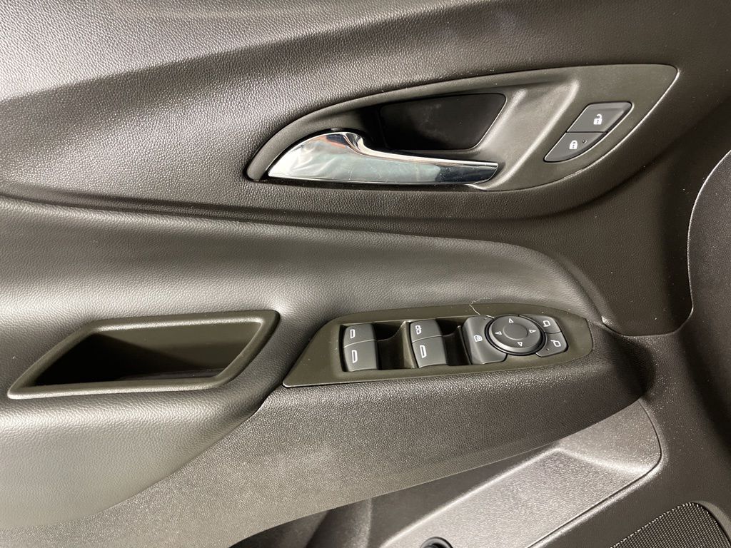2024 Chevrolet Equinox LT photo 19