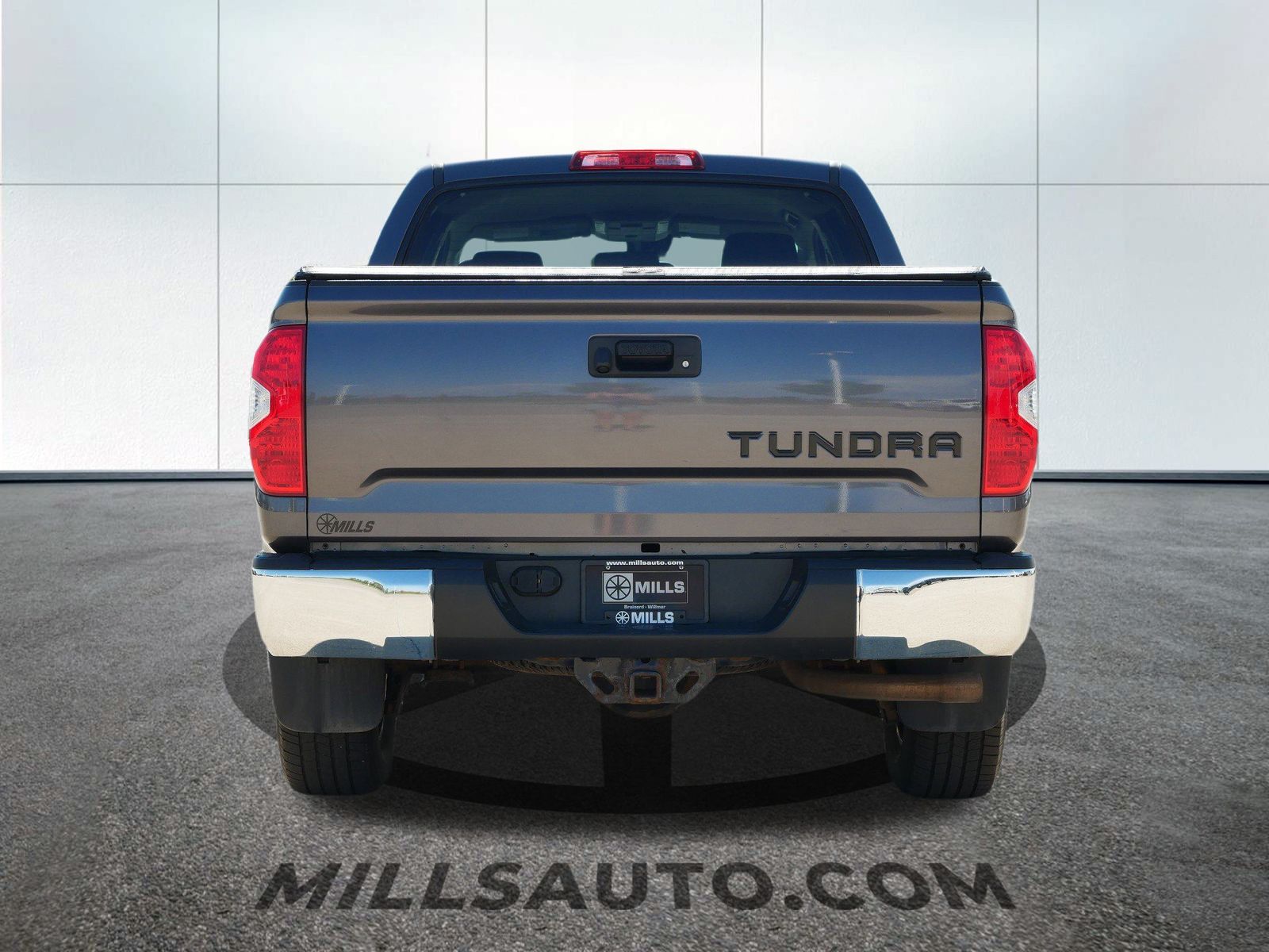 2018 Toyota Tundra SR5 photo 4