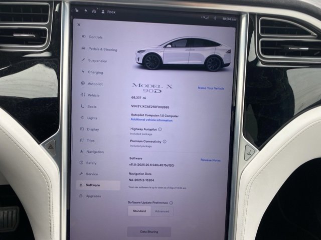 2016 Tesla Model X 90D photo 7