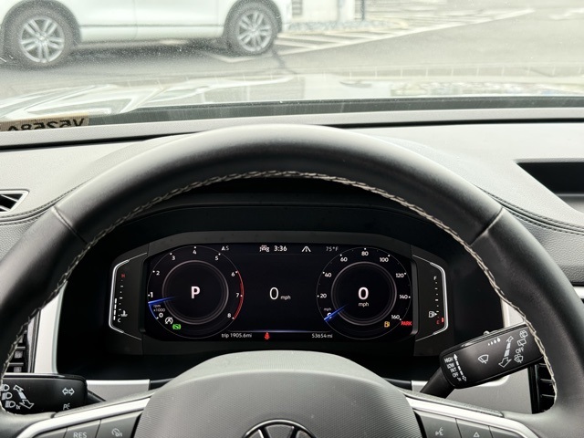 2023 Volkswagen Atlas Cross Sport V6 SE Technology photo 9